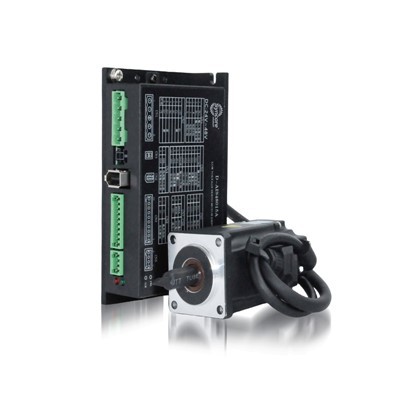 DC szervo motor meghajtó